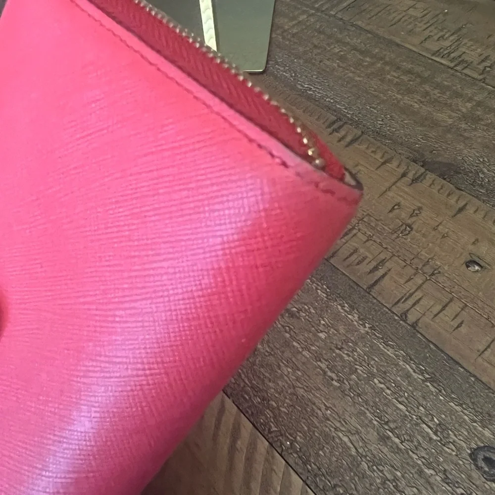 MCM Vibrant Red and Orange Zipparound Wallet - Picture 5 of 7